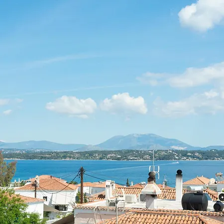 Theo & Spetses Town